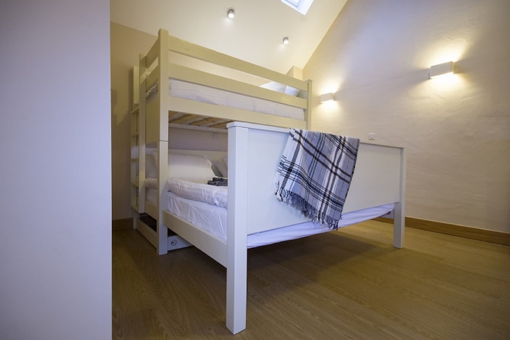 Фото Tynrhyd Retreat