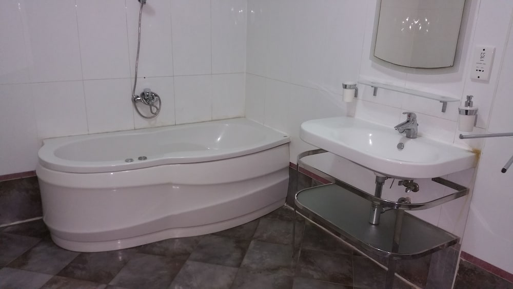 Фото Dream Court Apartment