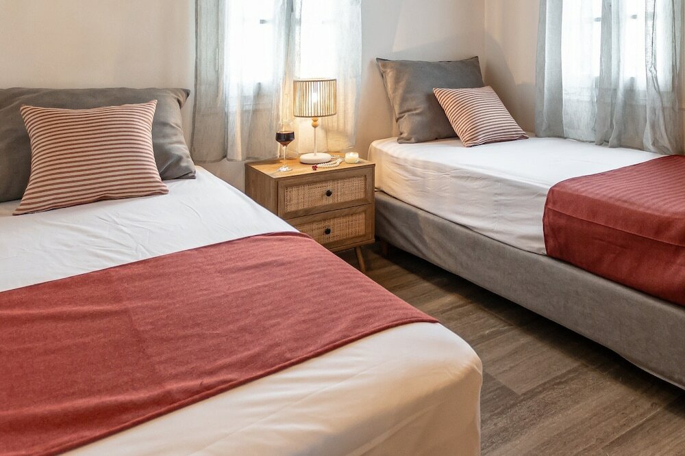 Фото Naxian Queen Luxury Villas & Suites