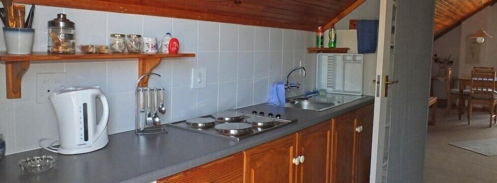 Фото The Garden Villa Guesthouse