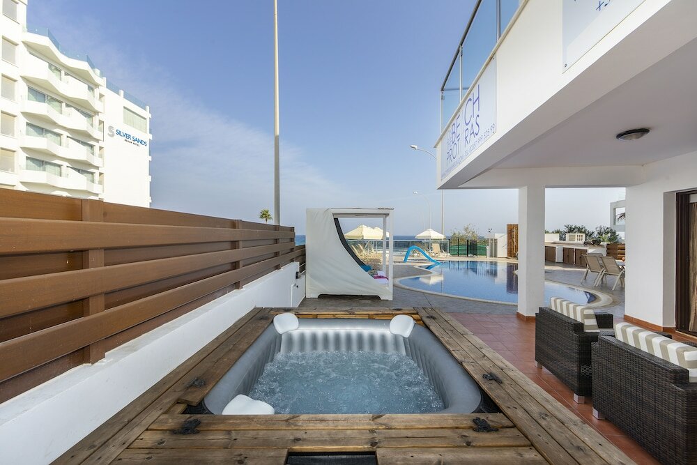 Фото Вилла Seafront Protaras Luxury Resort