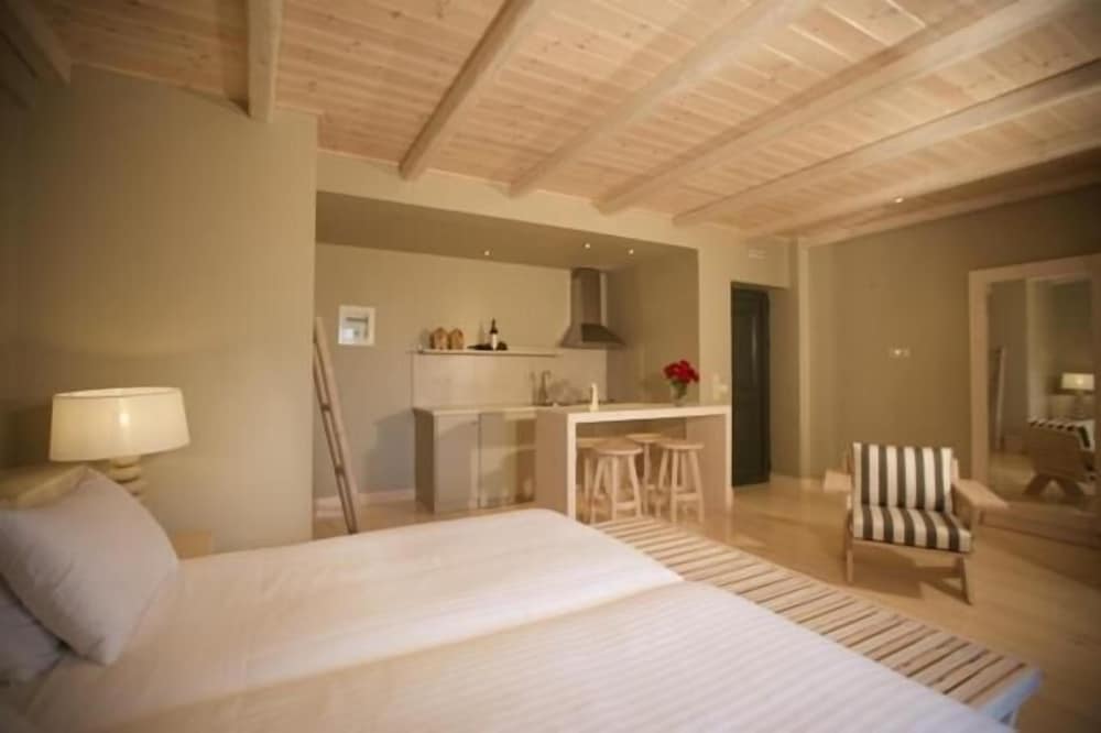 Фото Melitsina Village Hotel