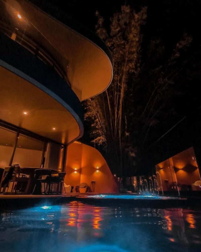 Фото Hotel Unique Garden