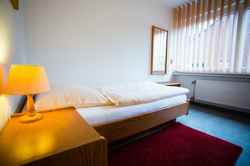 Фото Hotel Am Sportpark