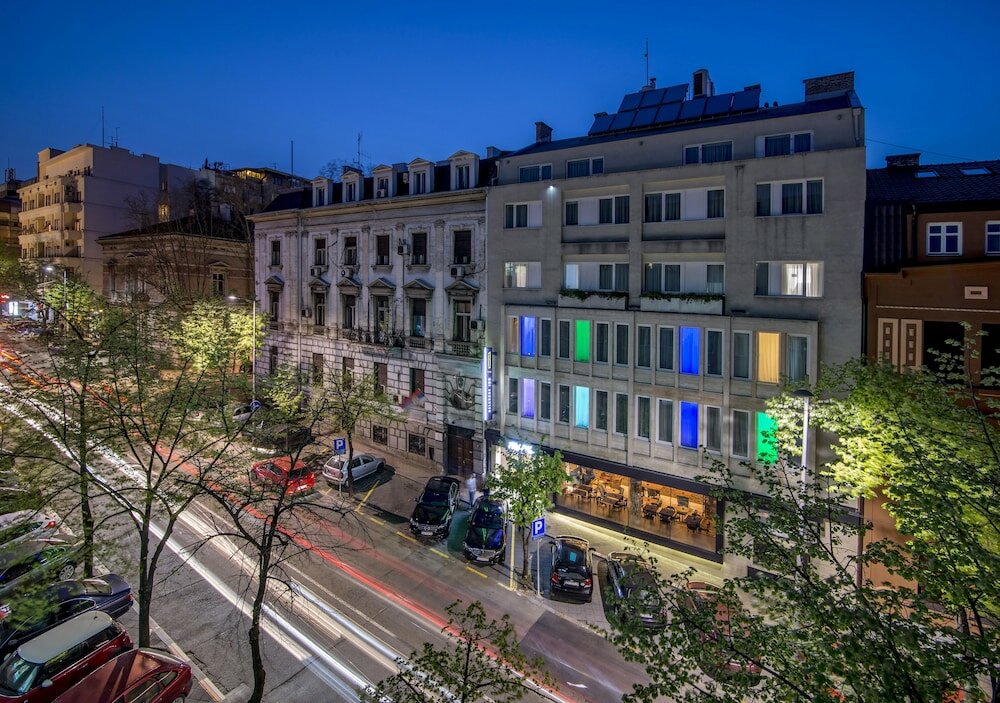 Фото отеля 1