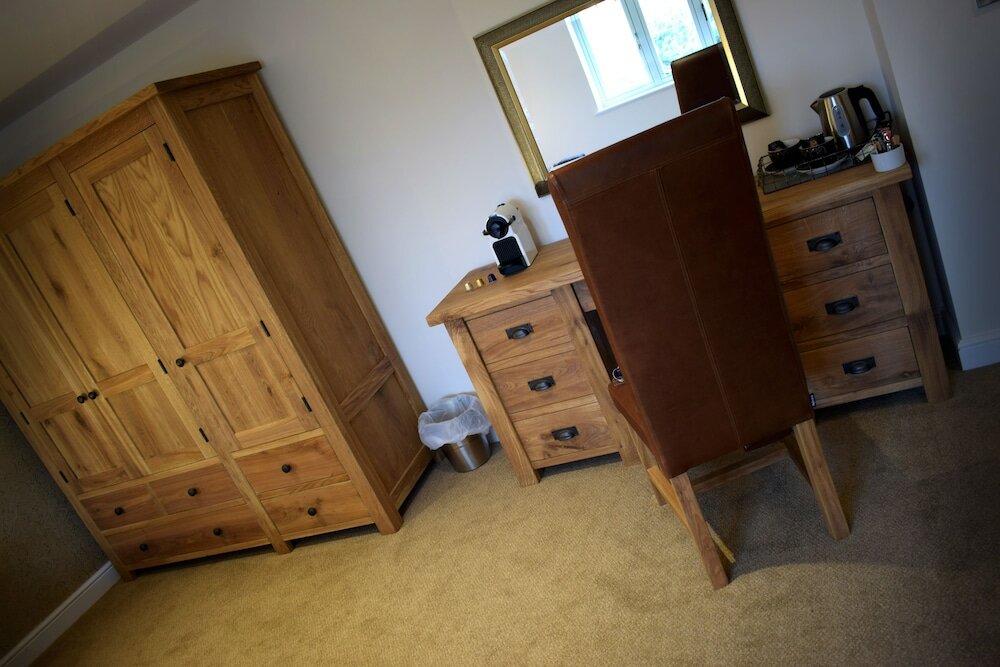 Фото The Horse & Jockey Wessington