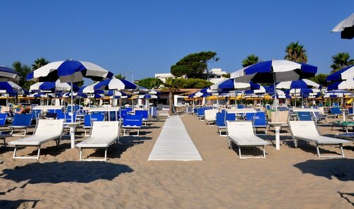 Гостиница Hotel Beach