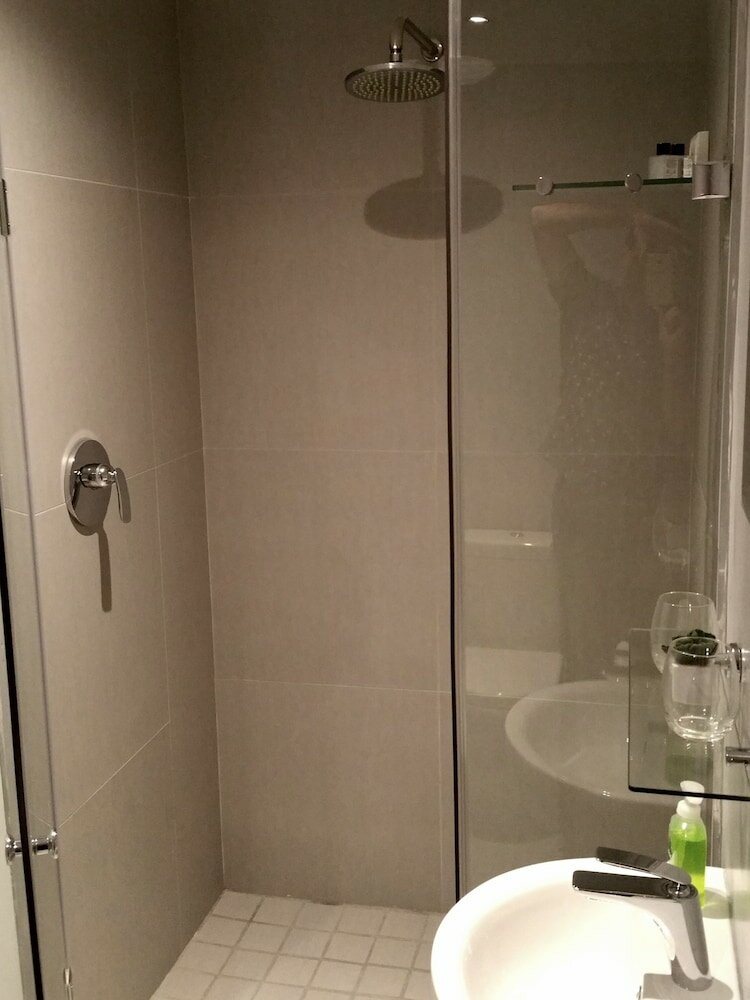 Фото The Vibe Dorp Street