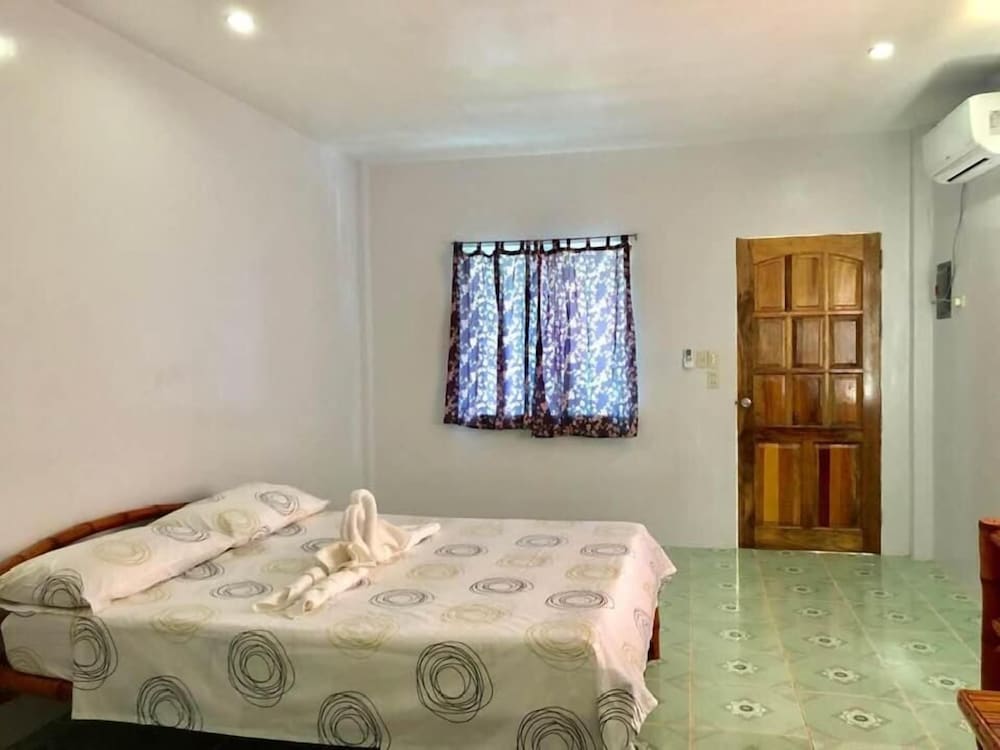 Фото Honeycomb Tourist Inn