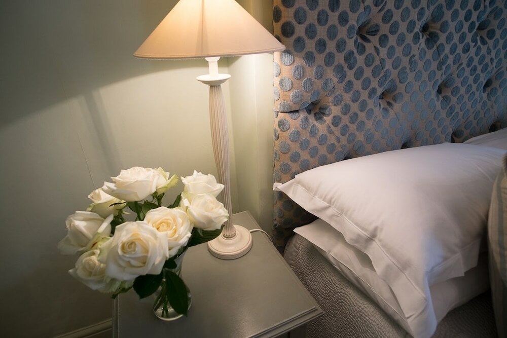 Фото Lypiatt House Hotel