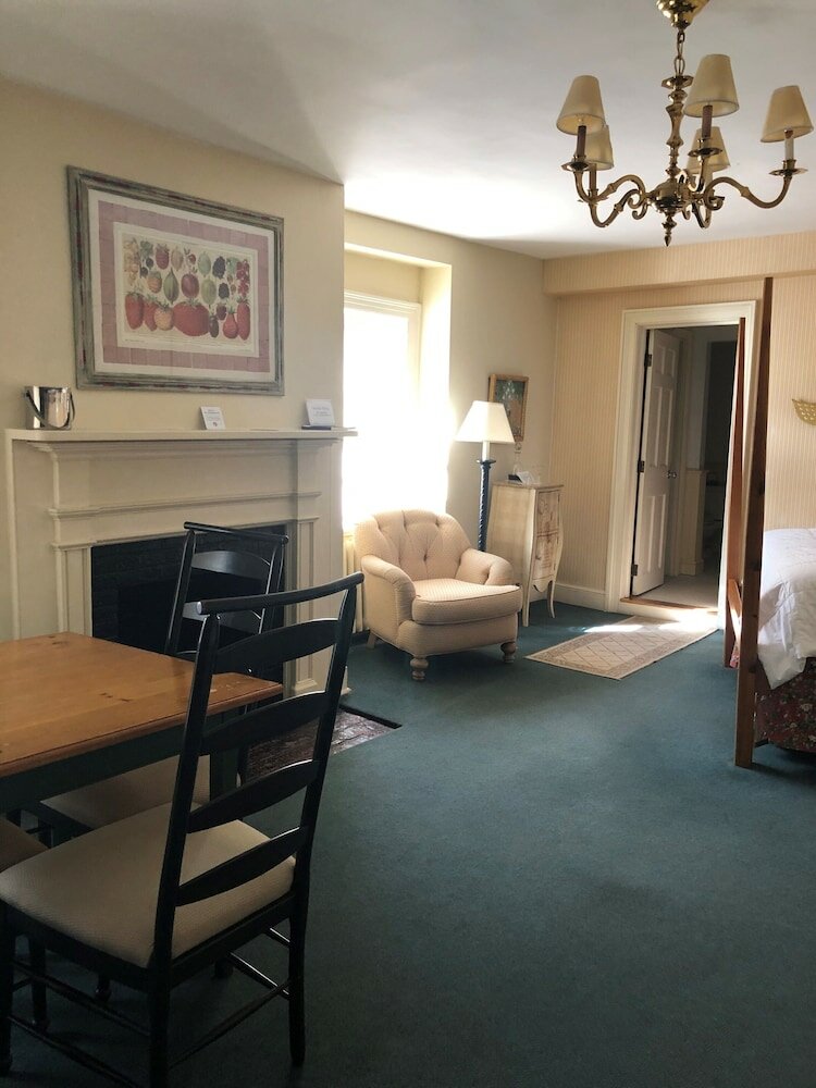 Фото Beekman Arms Hotel