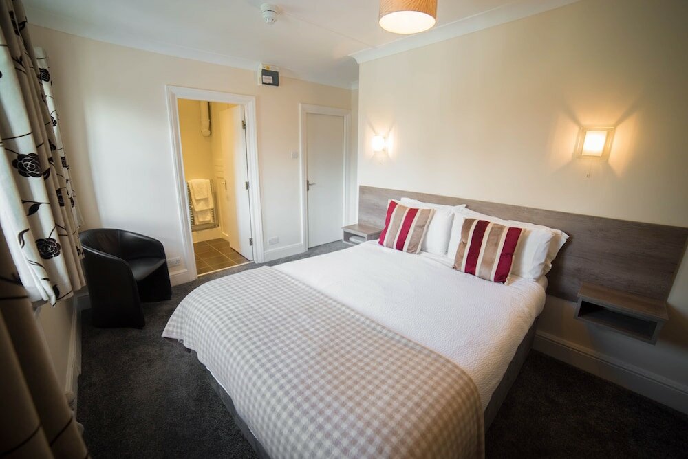 Фото Red Mullions Guest House