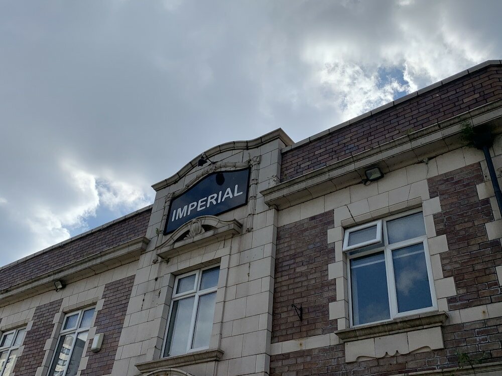 Фото Imperial Salford Hotel