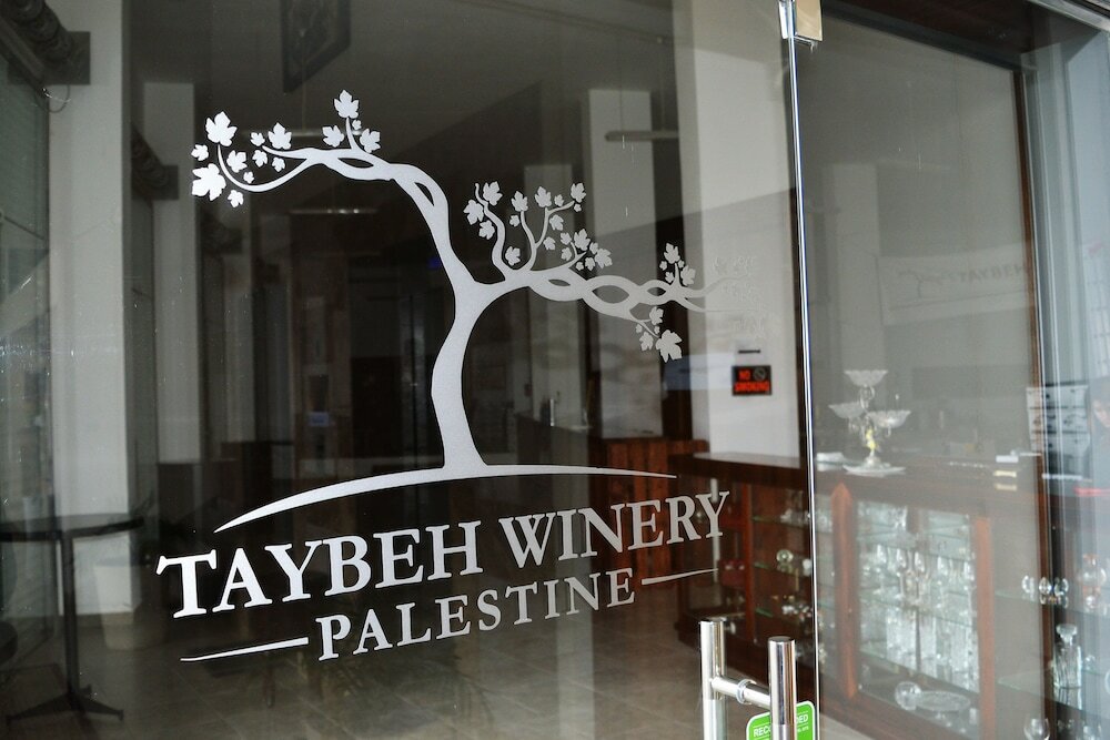 Фото Taybeh Golden Hotel