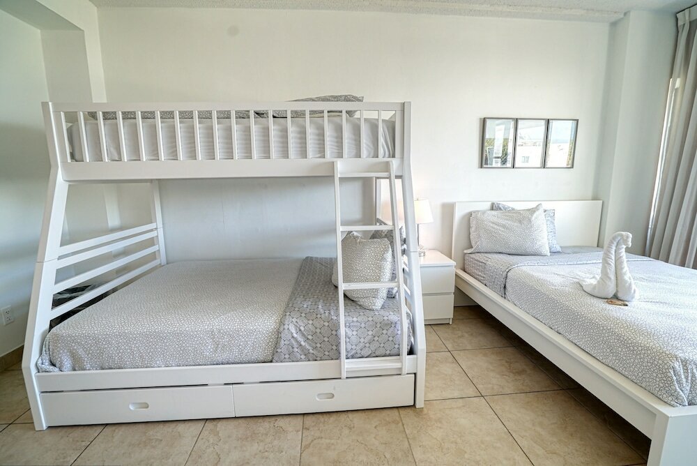 Фото Private Apartments at the Casablanca