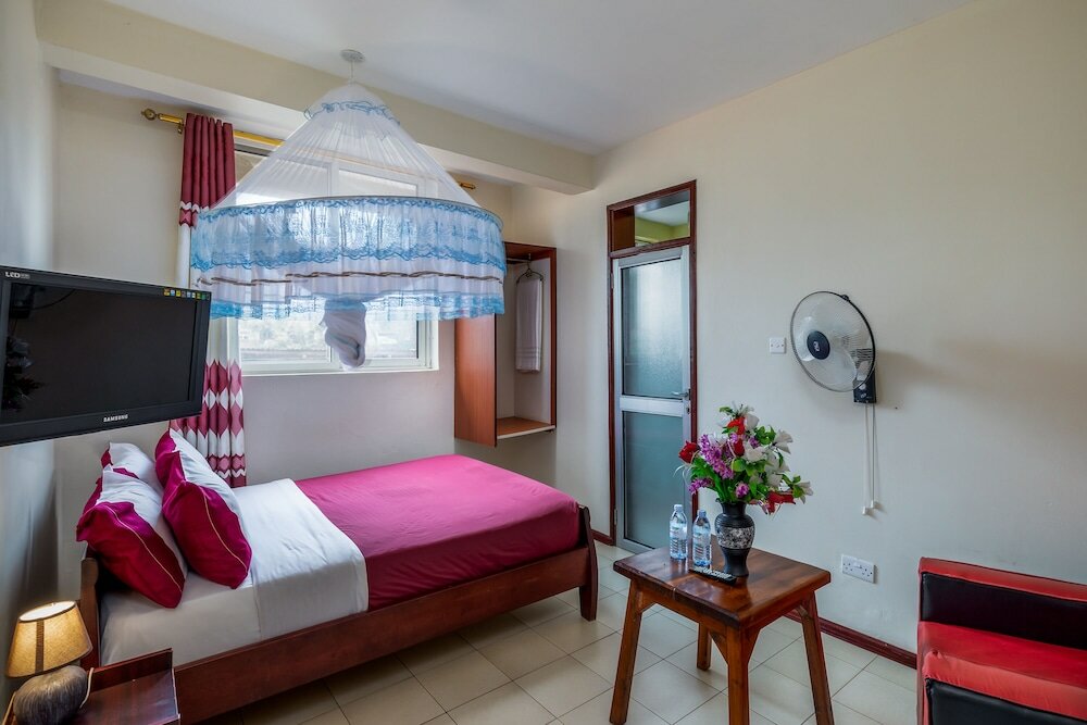 Фото Hotel Royal Nest