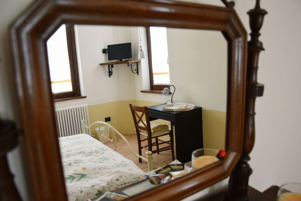 Фото L'Alba dei Due Soli B&b