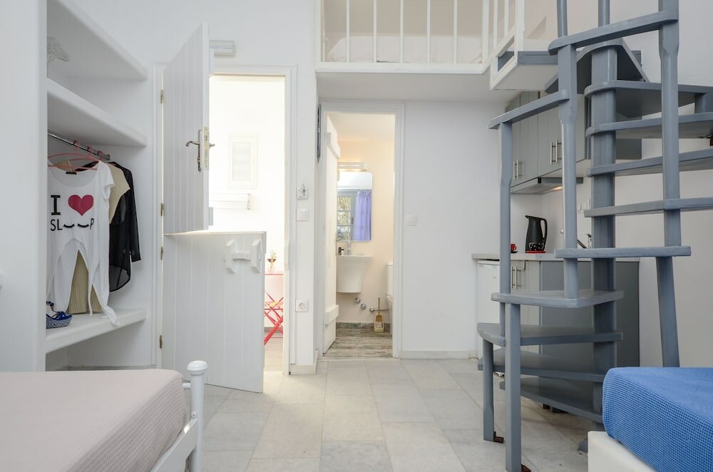 Фото Depis Suites