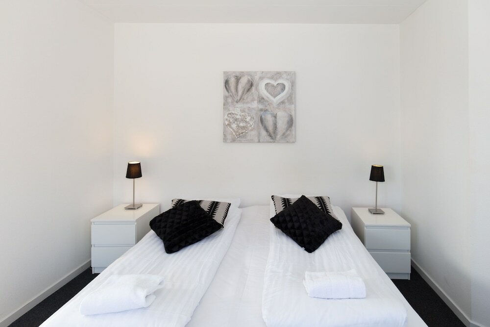 Фото 99474858414