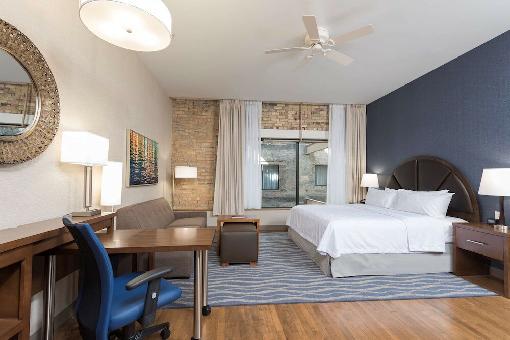 Фото Homewood Suites by Hilton Grand Rapids Downtown