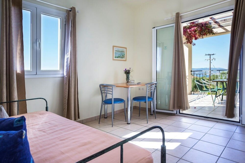 Фото Marias Garden Apartments