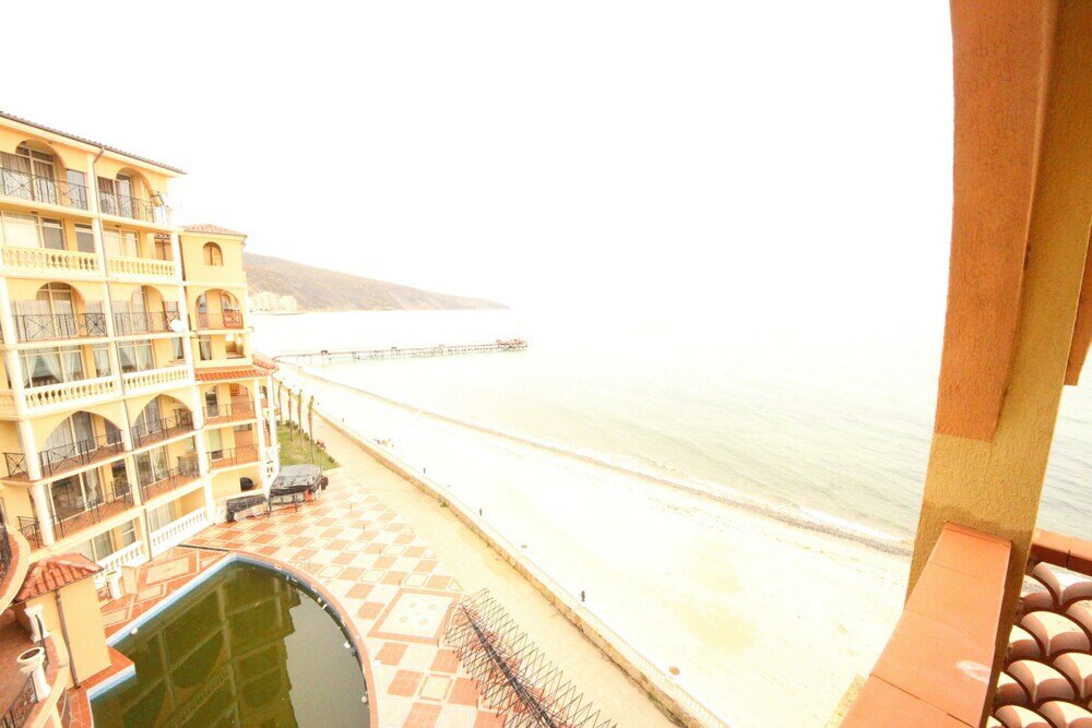 Фото Andalusia Beach