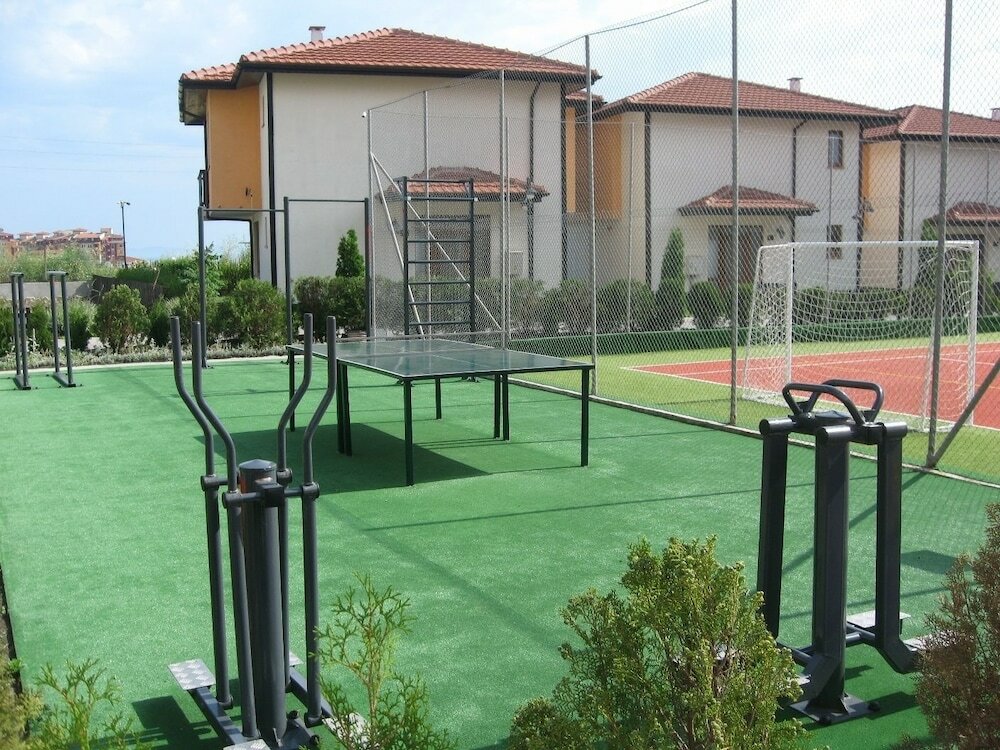 Фото Apartcomplex Chateau Aheloy