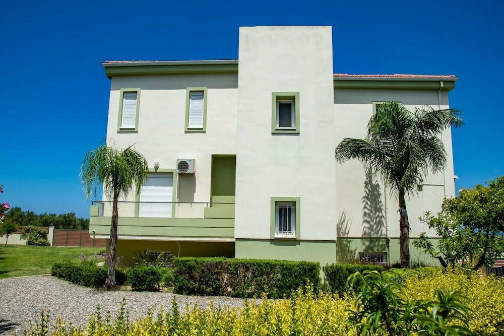 Фото Villa Dimokratia