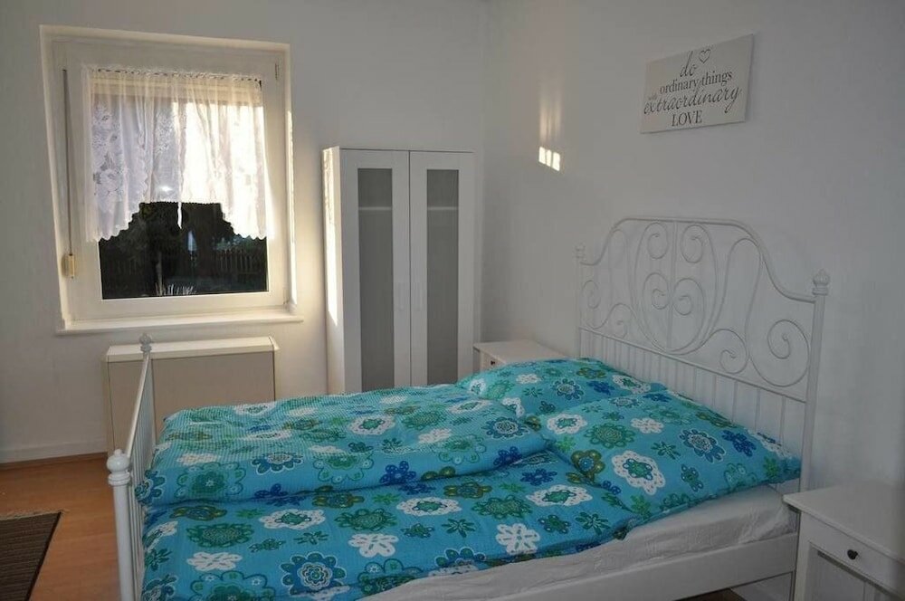 Фото White House Bochum Ehrenfeld