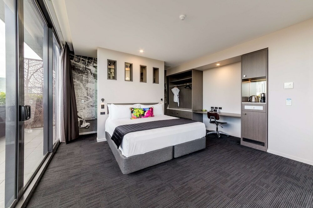 Фото Sage Hotel James Street