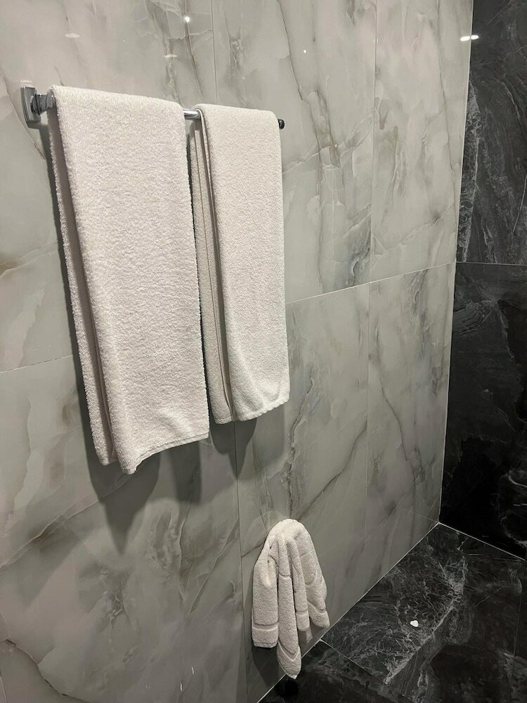 Фото Гостиничный комплекс Park Avenue