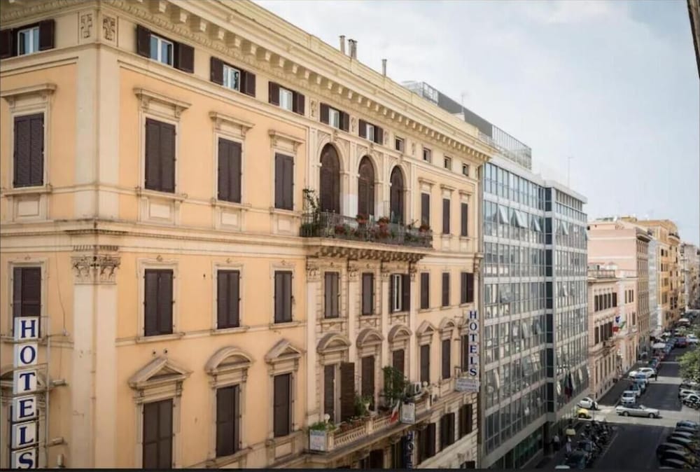 Фото отеля 5