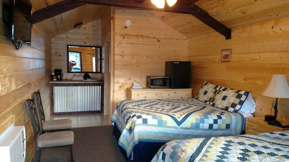 Фото Bryce Valley Lodging