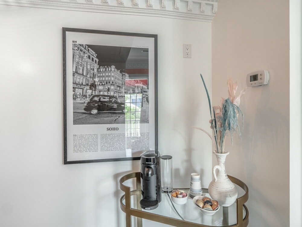 Фото Front Street Inn