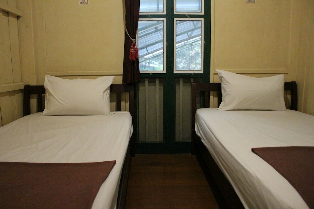 Фото Samsen sam Place