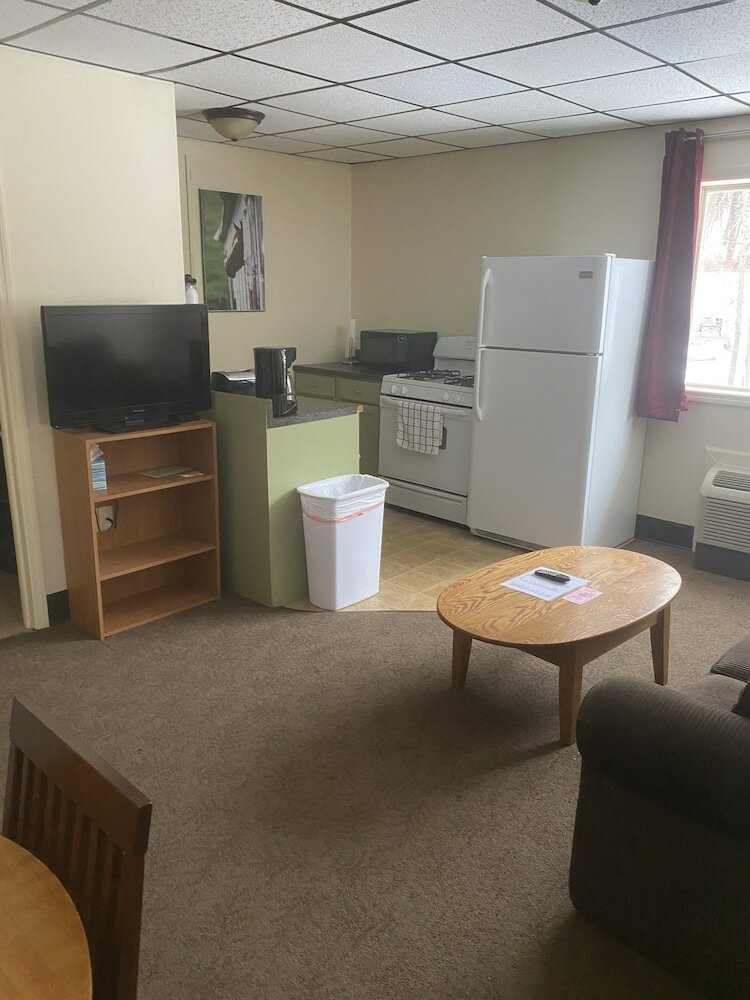 Фото The Montrose Hotel