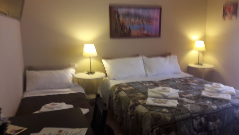 Фото Affittacamere B&b Domus Taranto