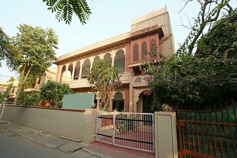 Гостиница Oyo 2689 Hotel Karan Villas в Коте