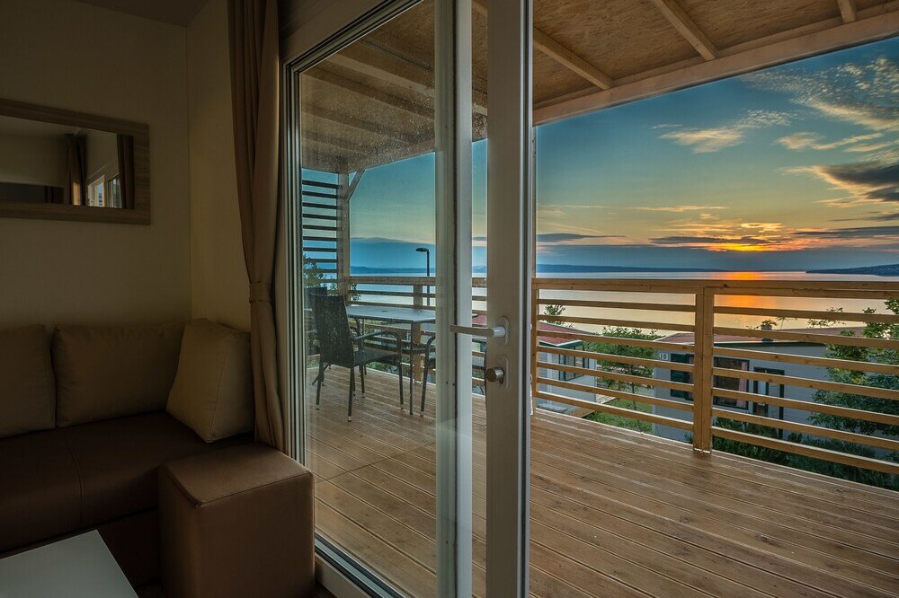 Фото Mediteran kamp Mobile Homes in Camping Klenovica