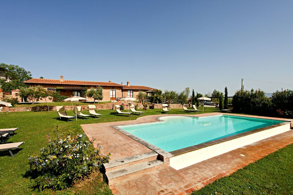 Фото Agriturismo Pratovalle