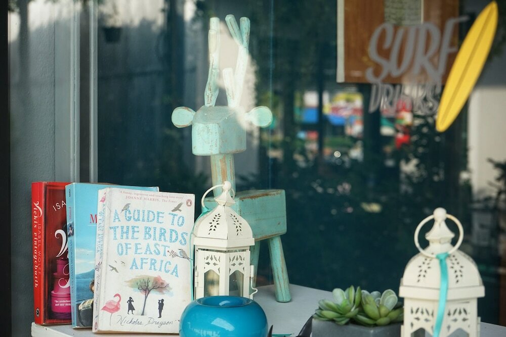 Фото Monkey Dive Yolo Bungalow