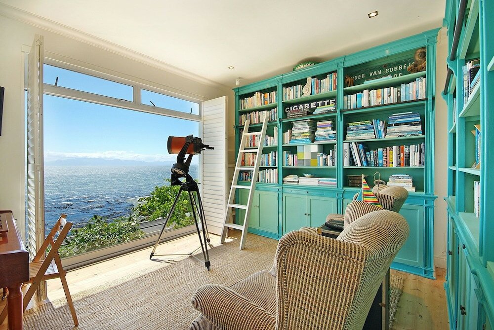 Фото Watercolours Studios