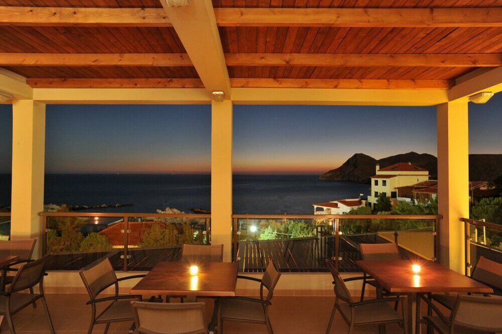 Фото Hotel Porto Plaza Beach Resort