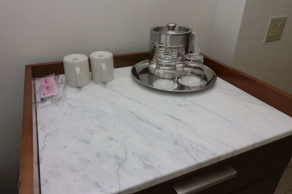 Фото Private Residences at Hotel Arya by SoFLA Vacations