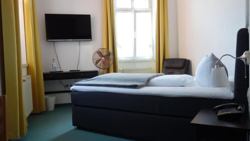 Фото Hotel Restaurant Erbprinz Walldorf