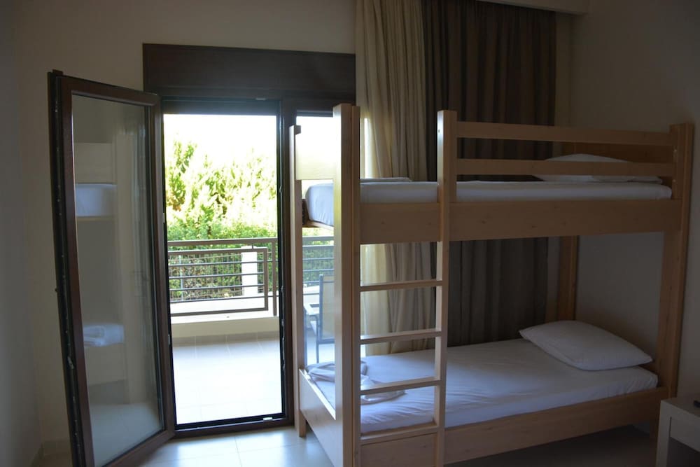 Фото Hotel Porto Plaza Beach Resort