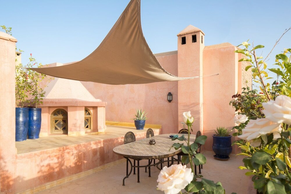 Фото Riad Assala