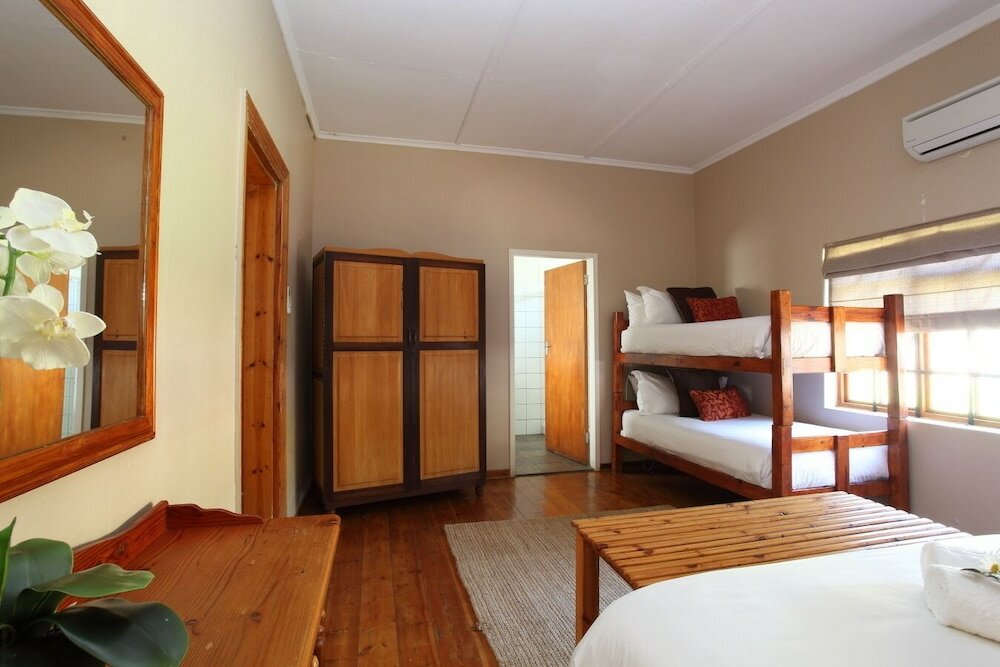 Фото Celtis Country Lodge and Restaurant