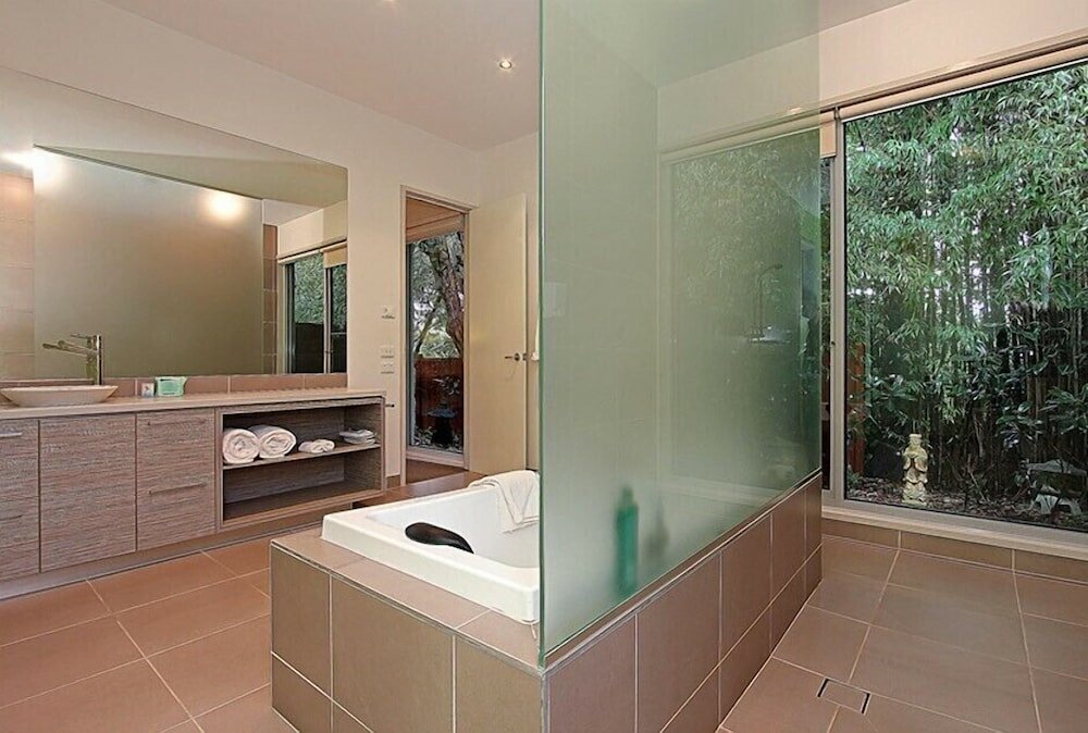 Фото Limetree Hideaway