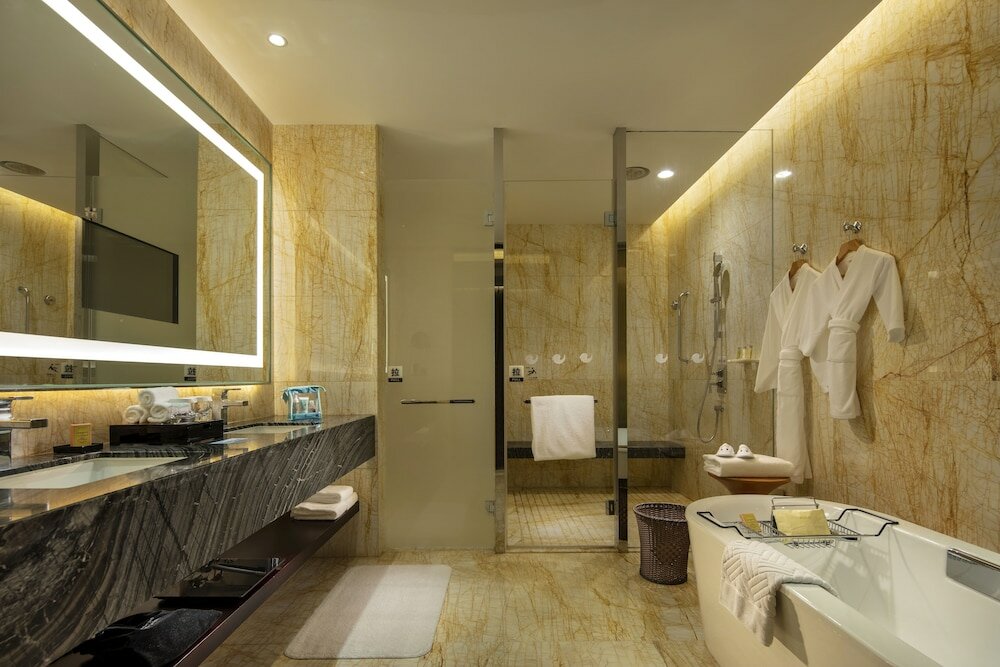 Фото Hilton Yantai Golden Coast